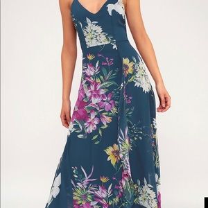 Stunning floral maxi dress from Lulus!